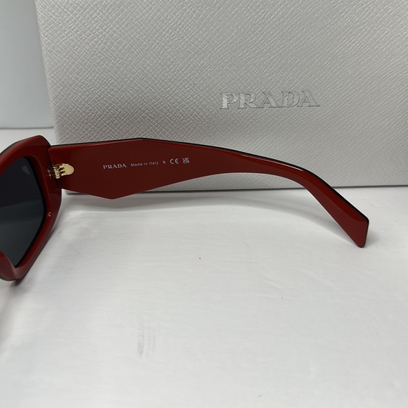 Auth - NEW Prada PR17WS 12N5S0 Orange Black Dark Grey Rectangle Unisex Sunglass… - Picture 13 of 15